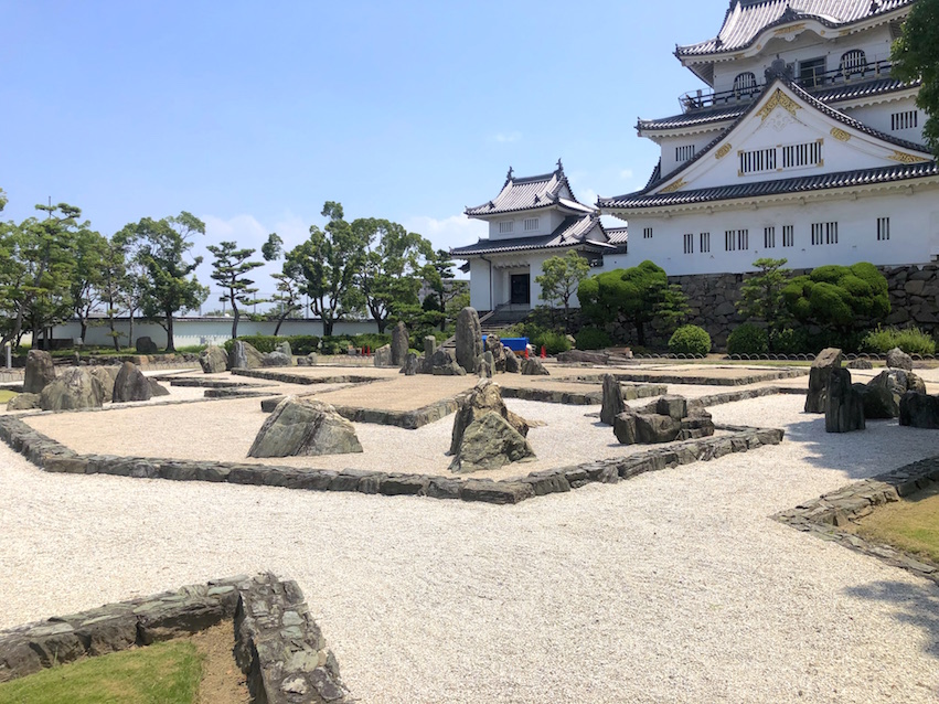 岸和田城庭園 八陣の庭 重森三玲作庭 大阪府岸和田市の庭園 庭園情報メディア おにわさん