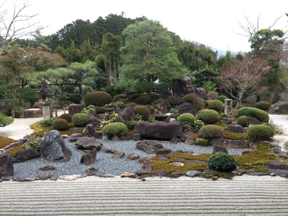 妙満寺庭園 雪の庭 松永貞徳作庭 京都市左京区岩倉の庭園 庭園情報メディア おにわさん