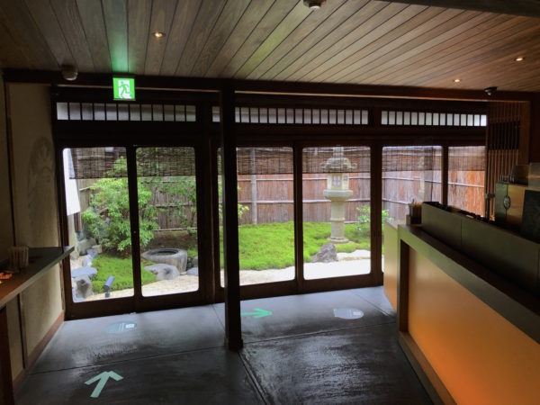 スターバックスコーヒー京都二寧坂ヤサカ茶屋店