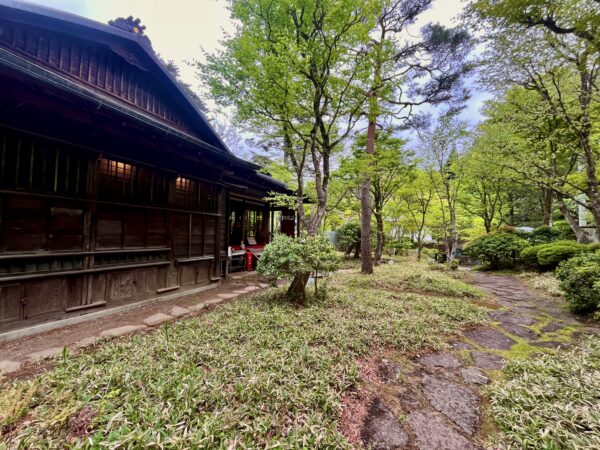 天皇の間記念公園