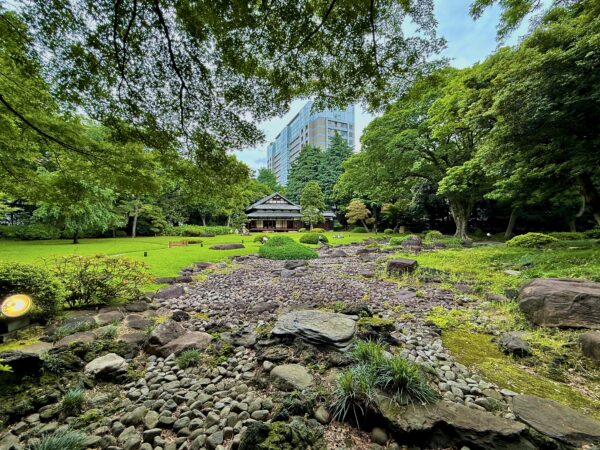 懐徳館庭園