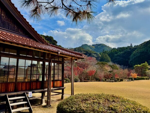 西渓公園 日本庭園 / 寒鶯亭
